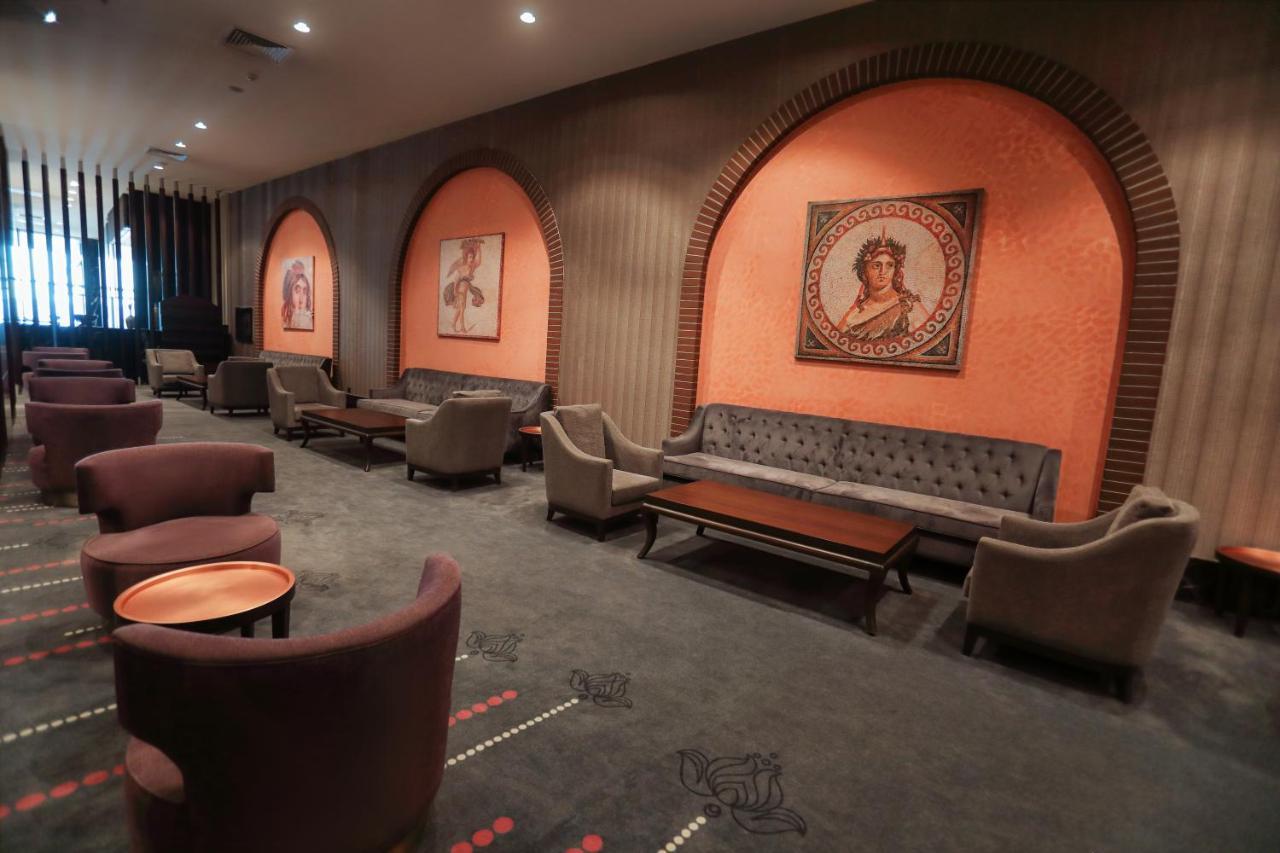 The Green Park Gaziantep Zewnętrze zdjęcie The lounge at the station